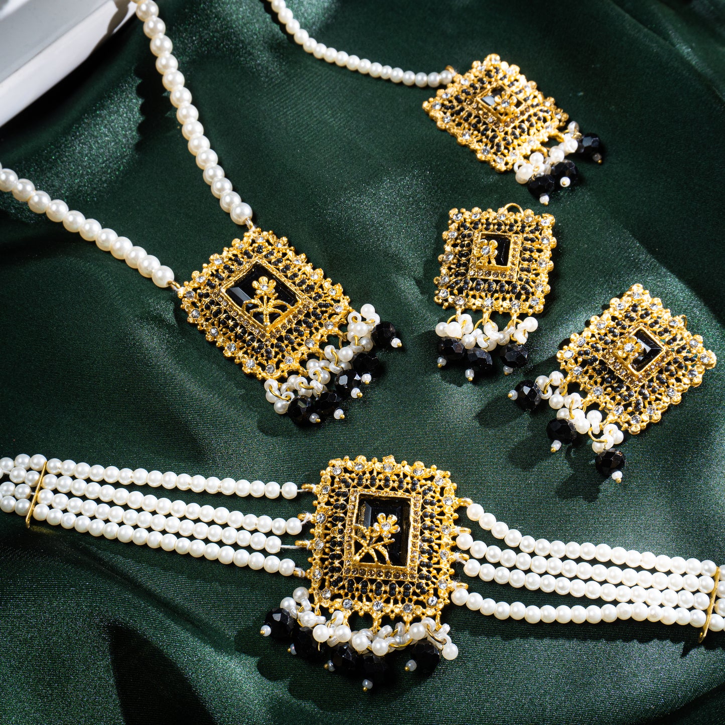 Classy Choker Set with Mala & Tikka